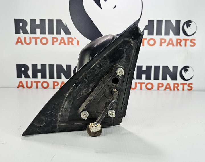 2012 Mitsubishi Triton      - Right Door Mirror