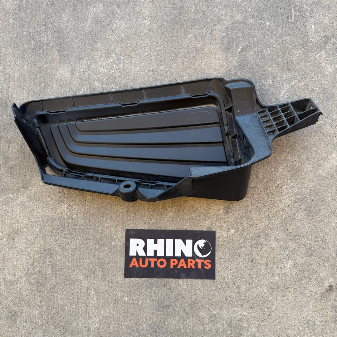 2021 Toyota Hiace - Right Fog Light Cover