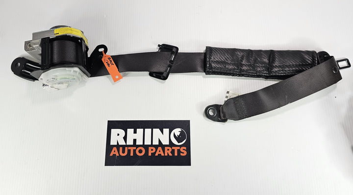 2006 Lexus IS300 GSE20R F Sport  Petrol Manual - Left Front Seat Belt 10032006