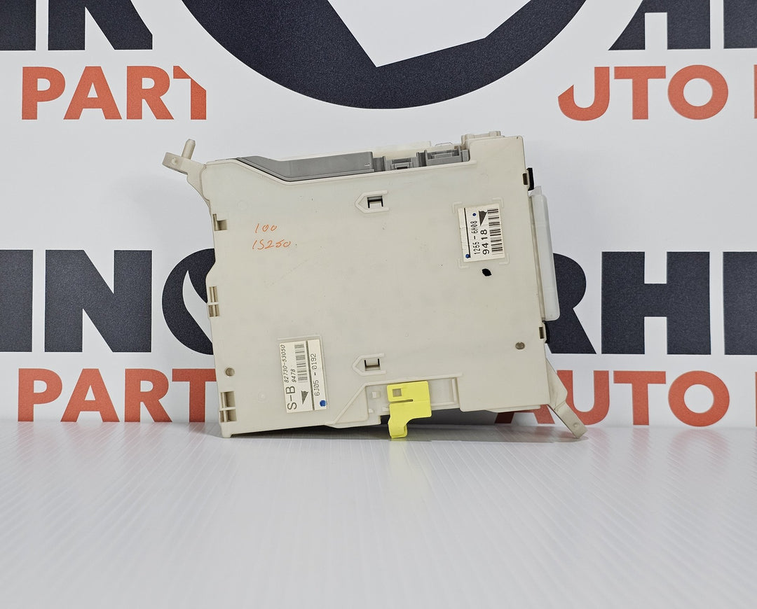 2006 Lexus IS300 GSE20R F Sport  Petrol Manual - Fuse Box 8273053050