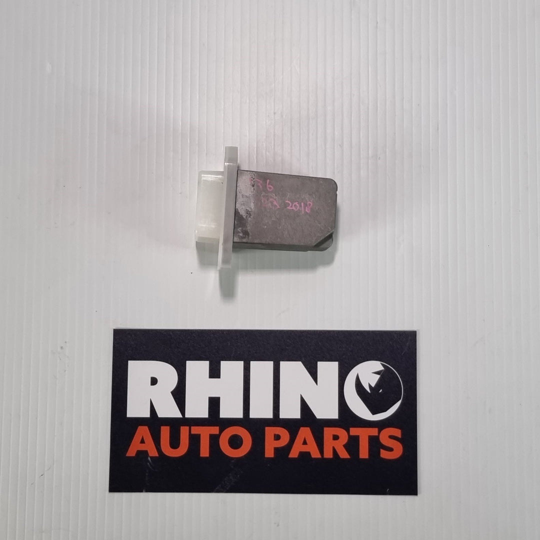2018 Nissan Navara D23   Diesel Unknown - Fan Speed Resistor