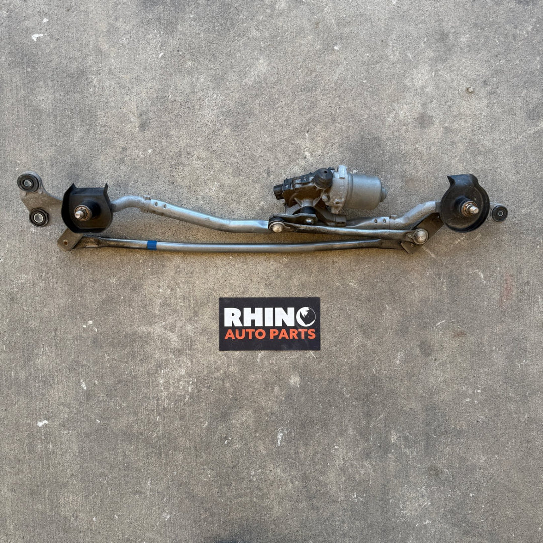2021 Toyota Hiace  GDH300R 2.8 Diesel Automatic - Wiper Motor 8511026280