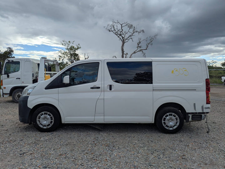 2021 Toyota Hiace H300 JTFRA3APX08027281 - Automatic Transmission
