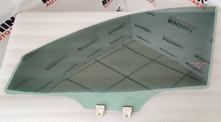 2013-2019 Mazda Mazda3 Maxx Left Front Door Glass