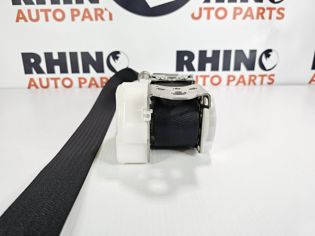 2013 Toyota Corolla ZRE1*     - Right Front Seat Belt