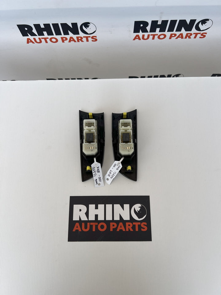 2006 Lexus IS300 GSE20R F Sport  Petrol Manual - Rear Window Switch Set
