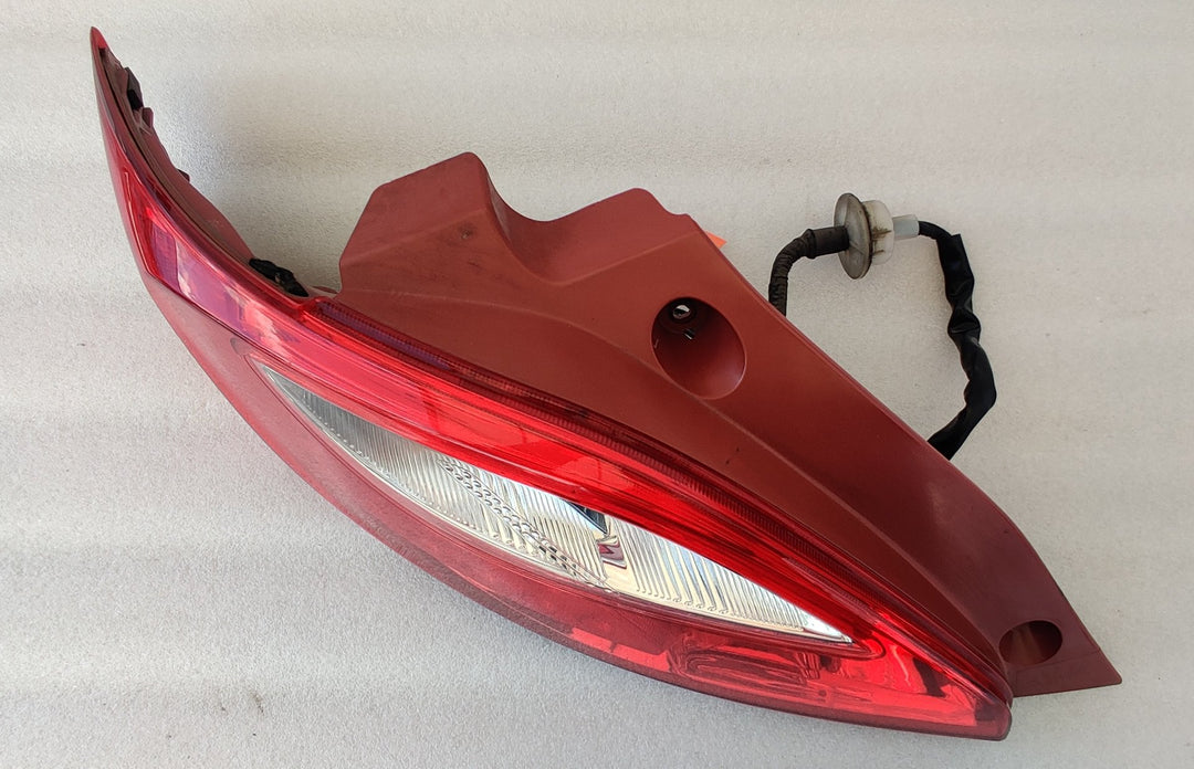 2007-2014 Mazda Mazda2 Left Taillight D65151160