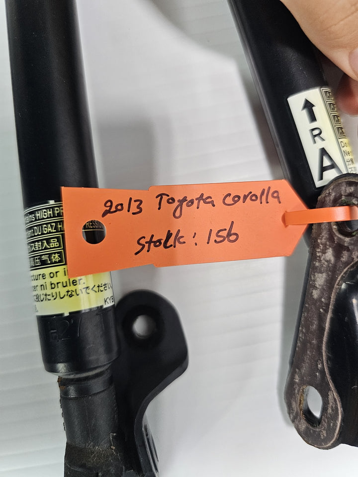 2013 Toyota Corolla ZRE1*     - Strut Set