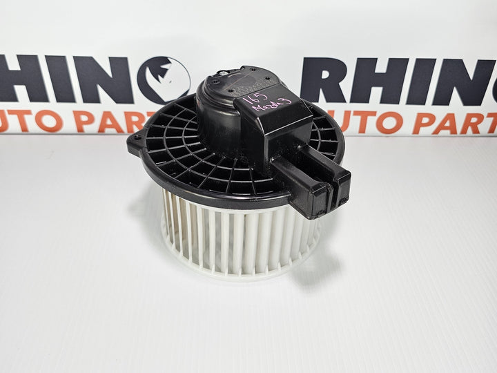 2021 Mazda Mazda3 BP G20 Evolve Vision 2 Petrol Automatic - Heater Fan Motor 8727006610