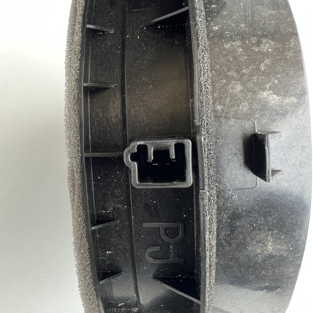 Feb 2019 to Current- Toyota Hiace 300 Series- Speakers