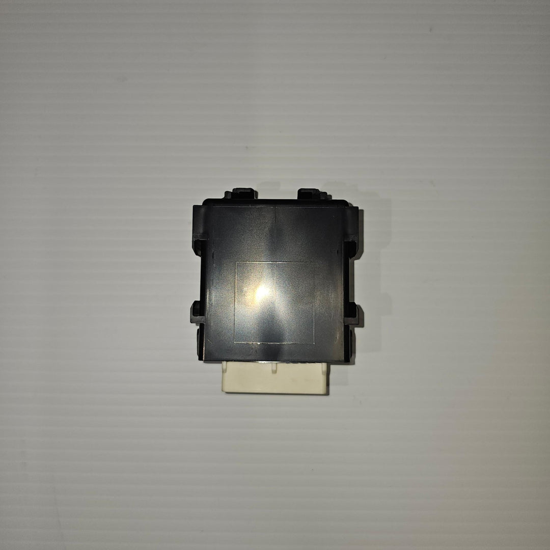 2012-2018 Toyota RAV4 GXL Door Control Module 8594042030