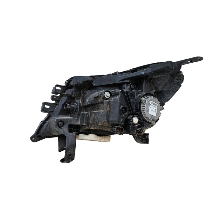 2020 Nissan NP300 Navara - Right Headlight PN: HASA01720541
