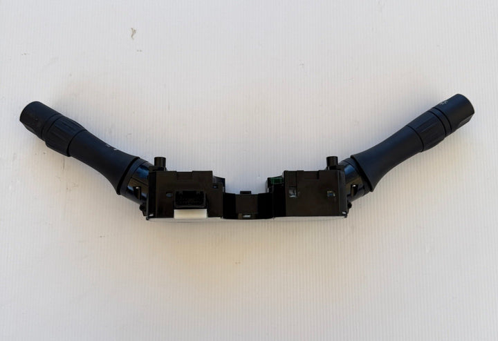 2020 Nissan Navara - Combination Switch