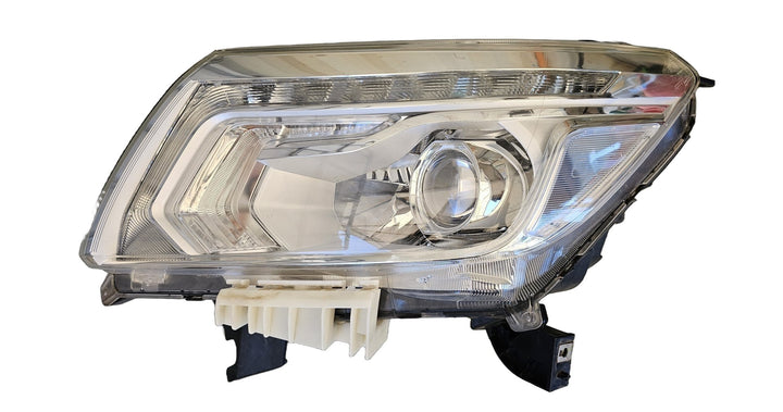 2018 Nissan Navara D23   Diesel Unknown - Left Headlight