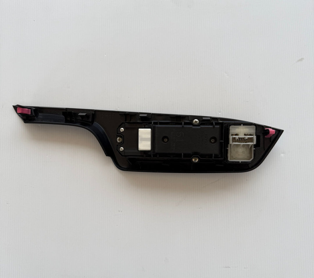 2018 Toyota C-HR X50 Koba 1.2 Petrol Automatic CVT - Master Power Window Switch