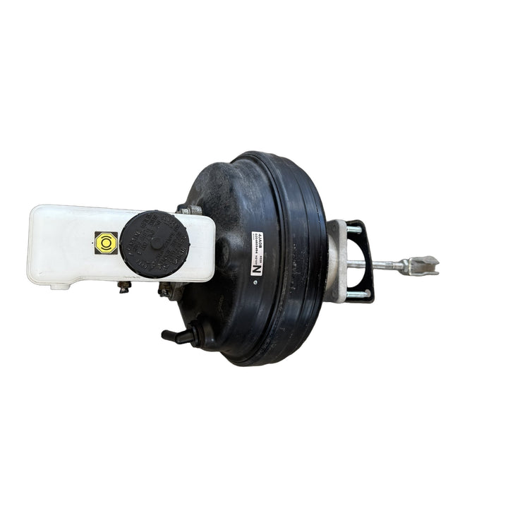 2020 Nissan Navara - Brake Booster PN: 0204809494