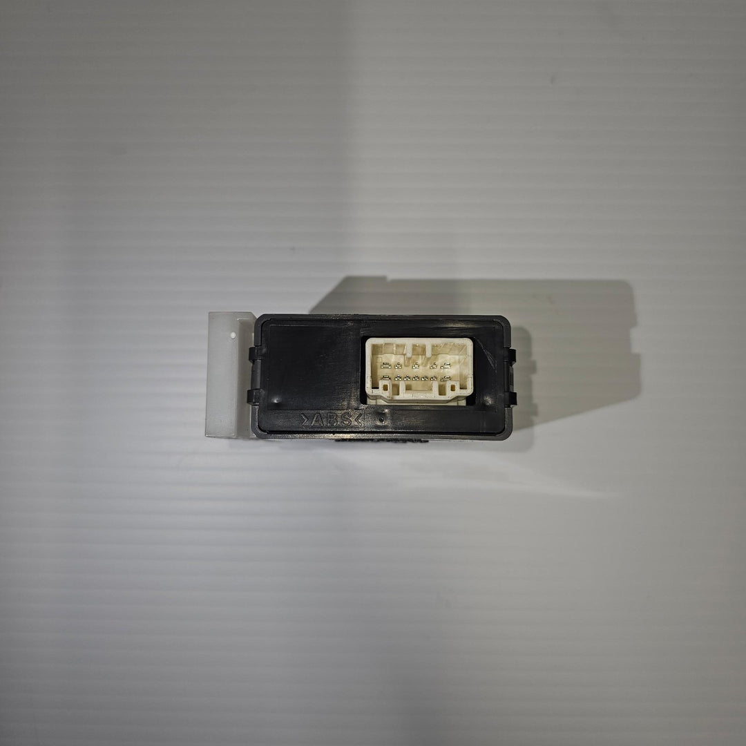 2012-2018 Toyota RAV4 GXL Door Control Module 8597042020