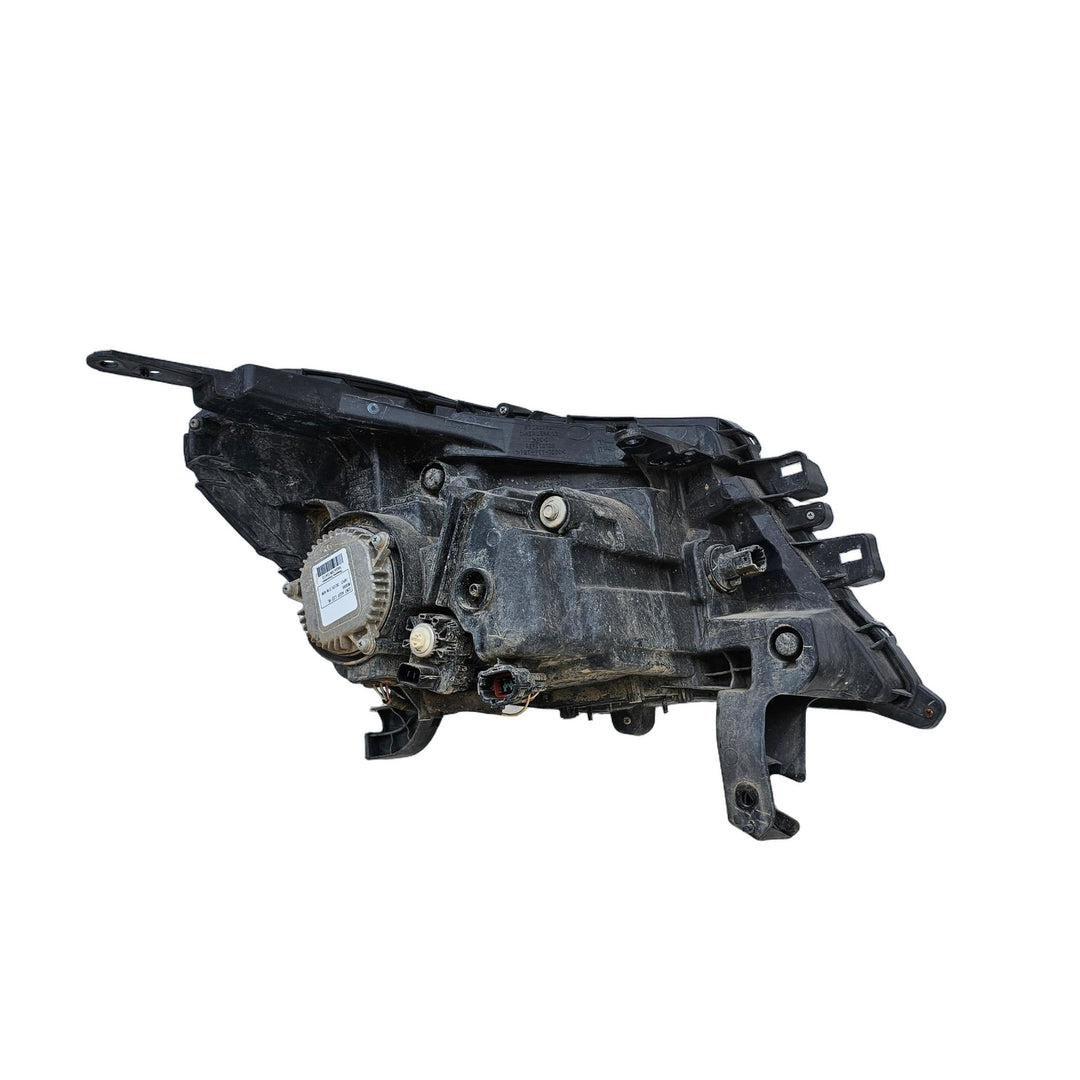 2018 Nissan Navara - Left Headlight PN: HASA79N10413