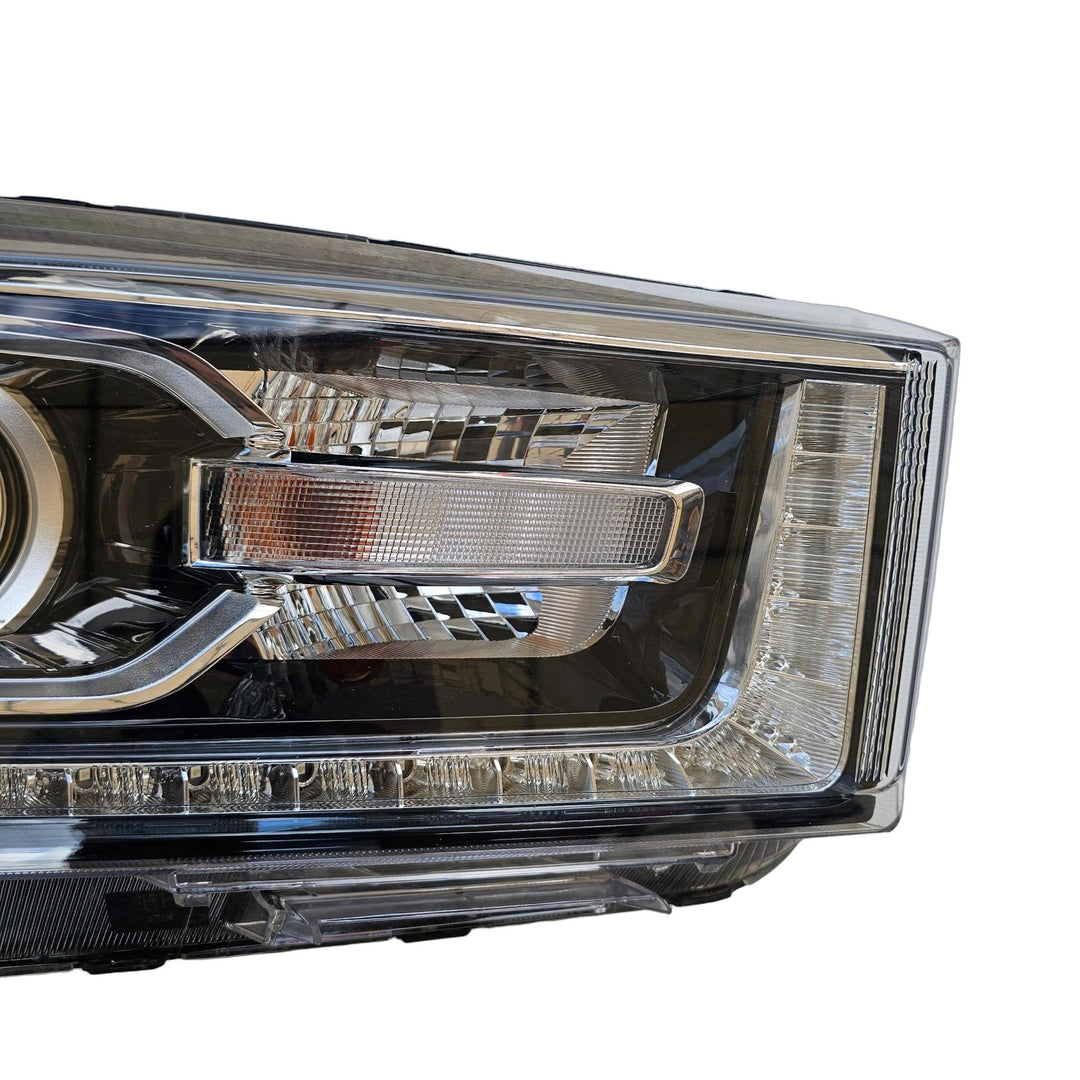2019 LDV T60 SK8C - Right Headlight PN: C00054350
