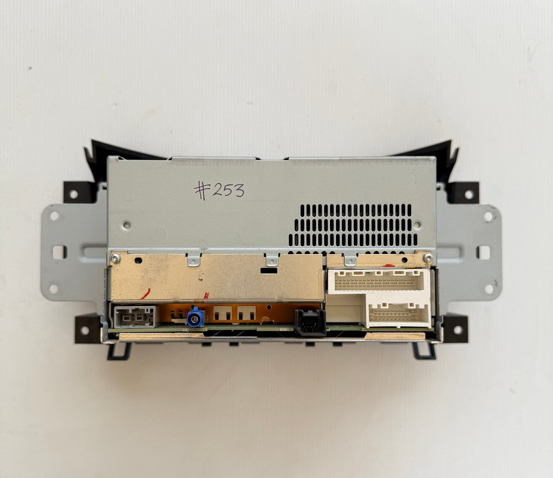 2020 Nissan Navara - Stereo Head Unit PN: 259155JZ0B