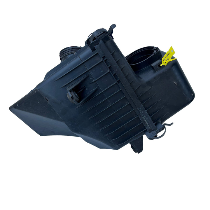 Nov 2007 to Mar 2021 - Hyundai iLoad TQ Diesel 2.5L - Air Cleaner/Box