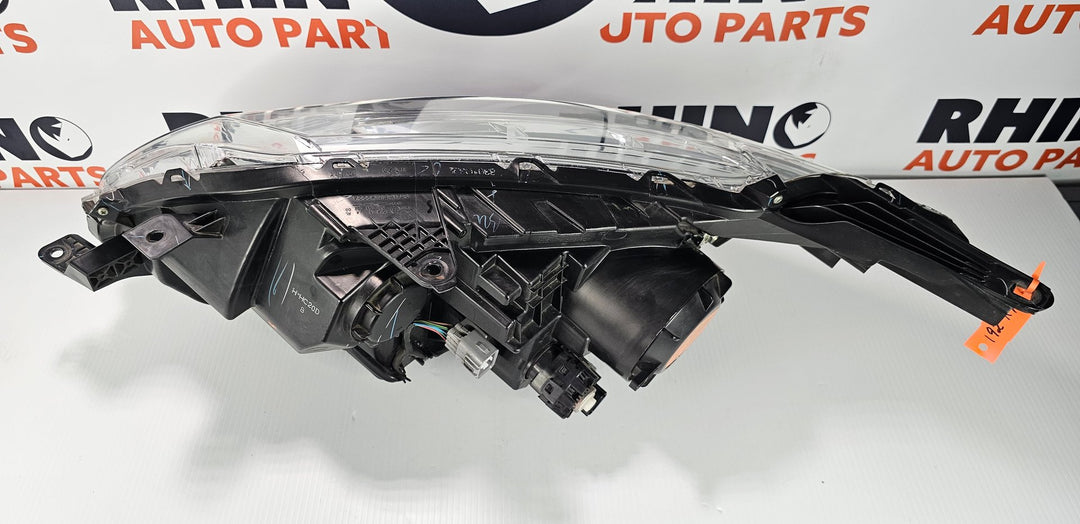 2018 Mitsubishi Triton GLS Diesel Automatic - Right Headlight