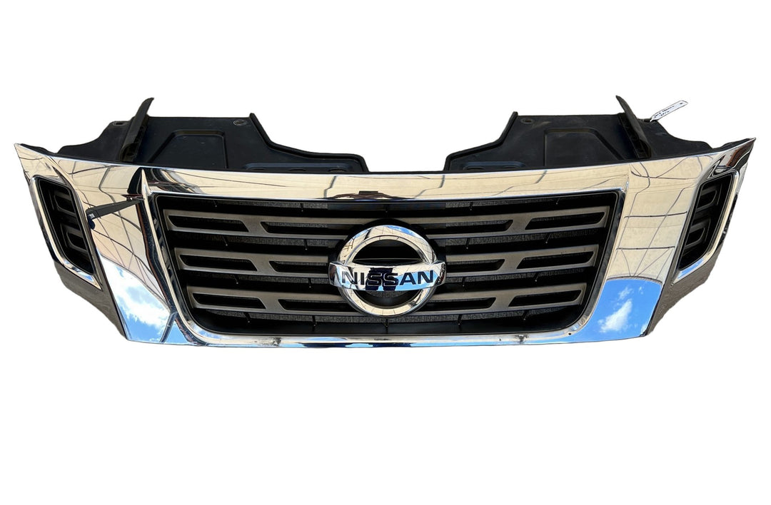 2017 Nissan Navara  ST 2.3 Diesel Automatic - Grille