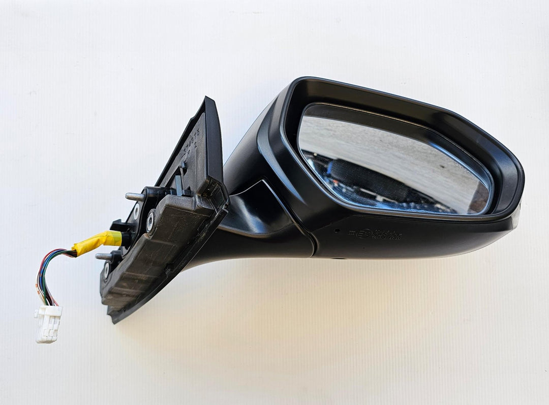 Dec 2016 to Sep 2019 - Toyota C-HR - Right Door Mirror - Power Fold, Non-Puddle Lamp Type, Gloss Black, Gen 1