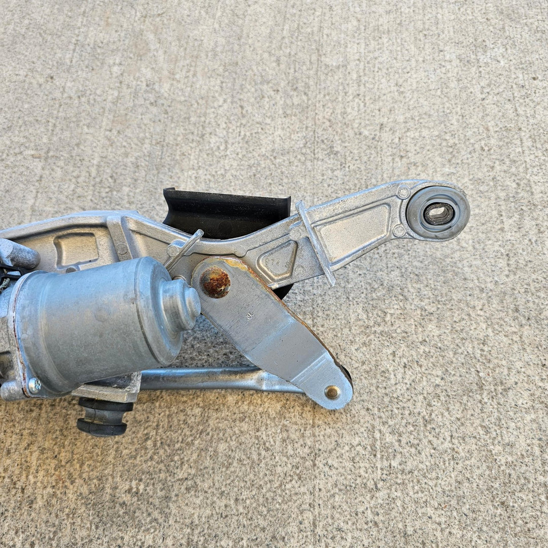 2021 Toyota Corolla MZEA12R - Wiper Motor PN: 8511012C70