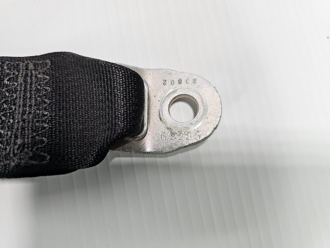 2013 Toyota Corolla ZRE1*     - Left Rear Seat Belt