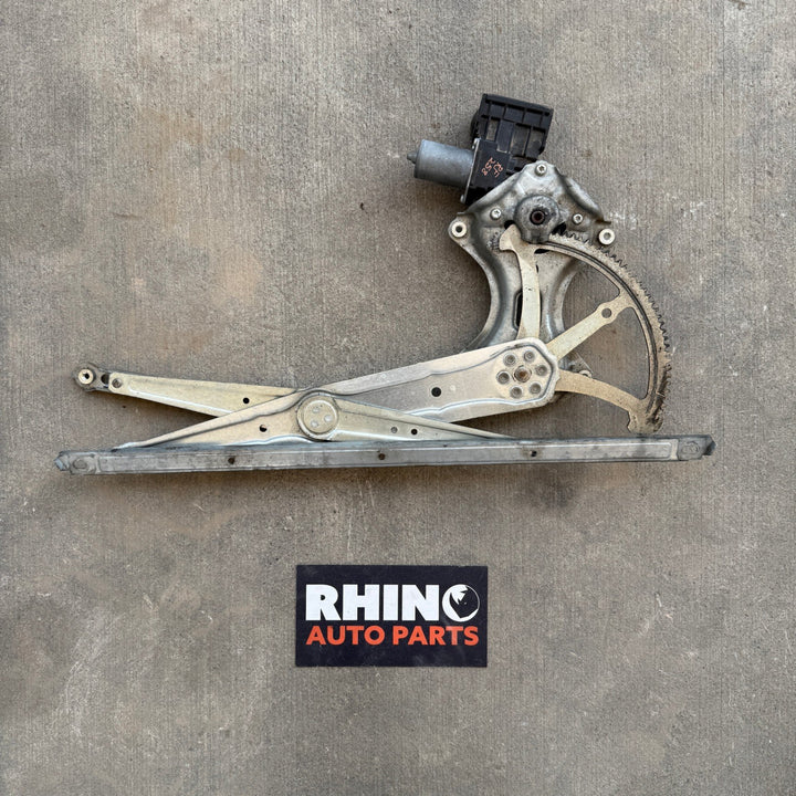 2021 Toyota Hiace - Right Front Window Regulator PN: 8571026060