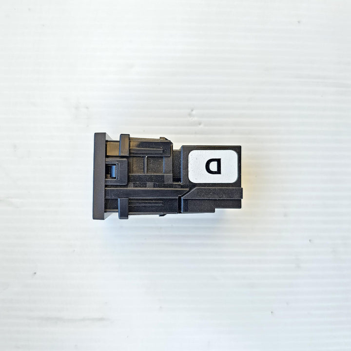 2021 Toyota Corolla MZEA12R - USB Charger Port