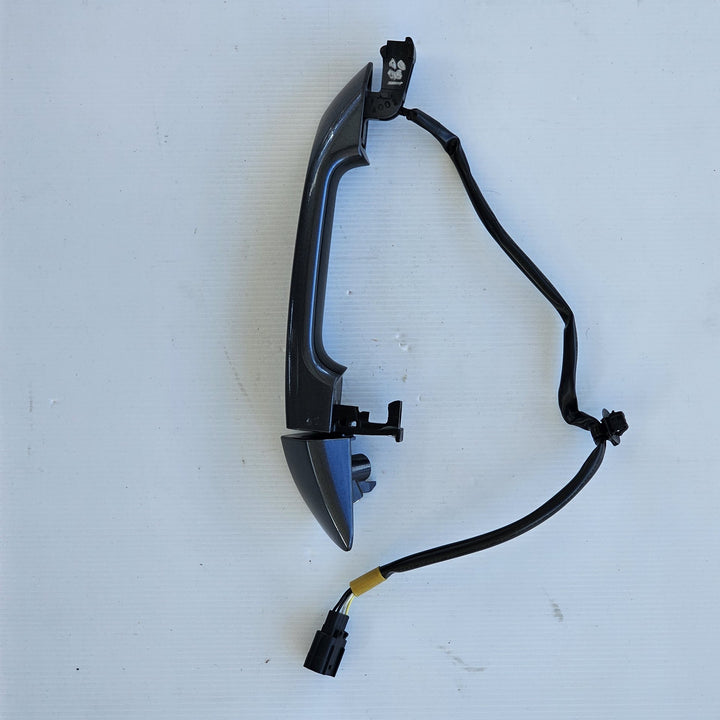 2021-2026 Isuzu MU-X Right Front Exterior Door Handle