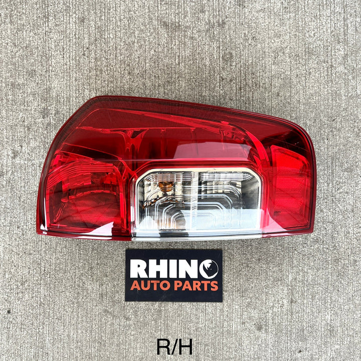 2017 Nissan Navara  ST 2.3 Diesel Automatic - Right Taillight DOESNOTAPPLY