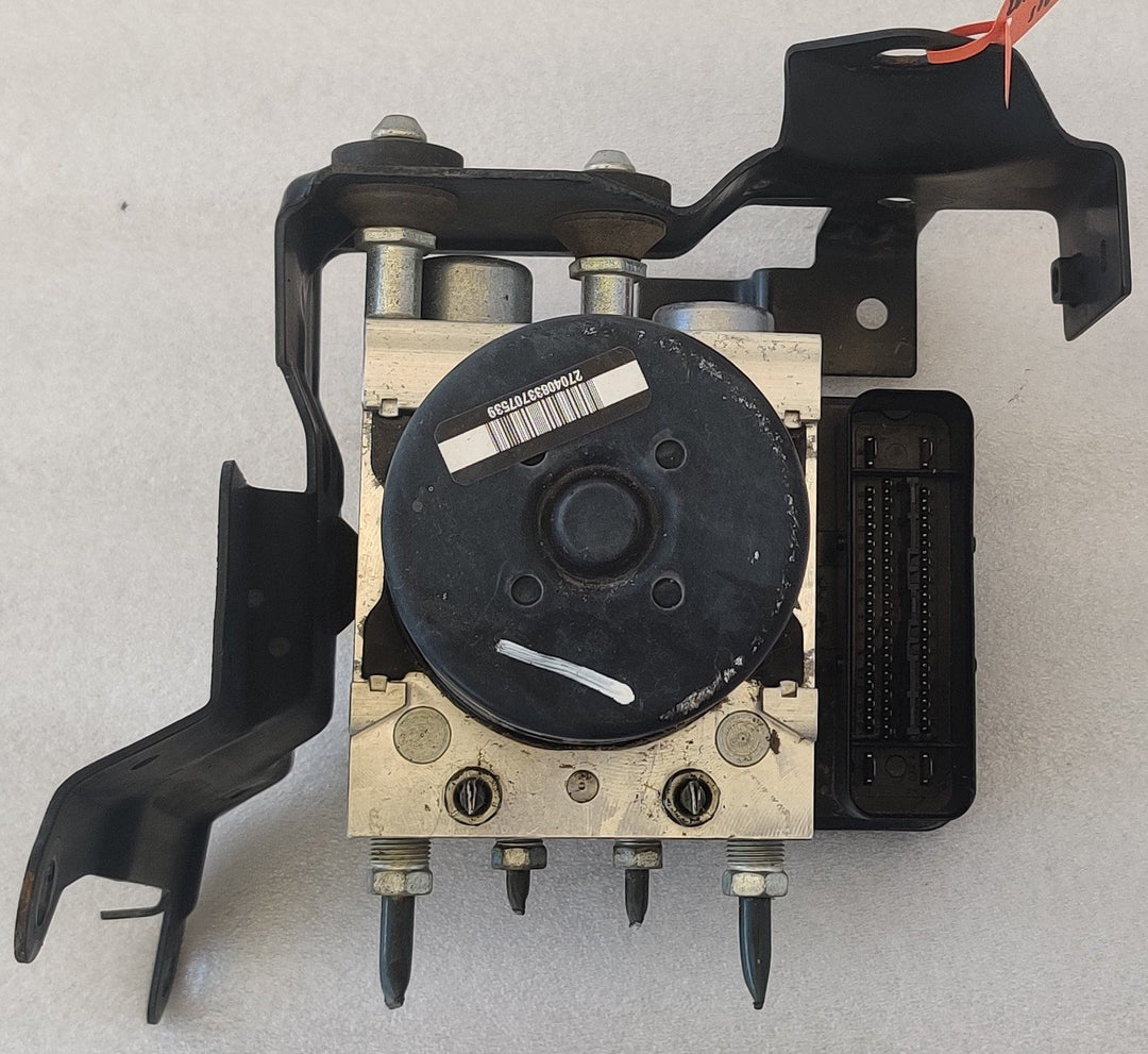 2005-2015 Nissan Navara STX ABS Pump/Modulator 476605X70E