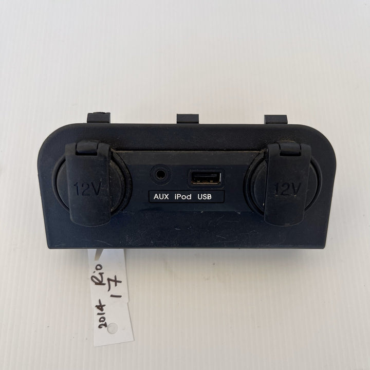 2013 Kia Rio UB Si  Petrol Manual - USB Charger Port