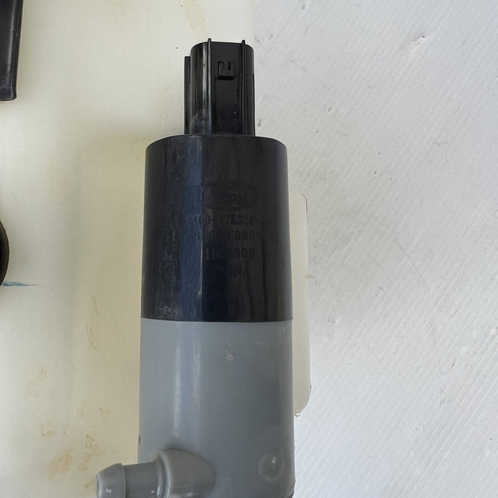 2011-2020 Mazda BT-50 Washer Bottle AB3917813AC/BC