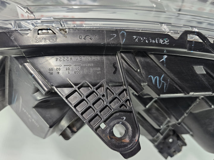 2018 Mitsubishi Triton GLS Diesel Automatic - Right Headlight