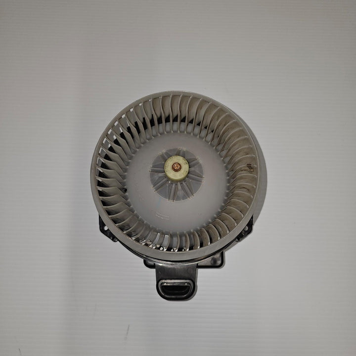 Dec 2012 to Dec 2018- Toyota RAV4 XA40- Heater Fan Motor- Climate Control Type, 3 Pin