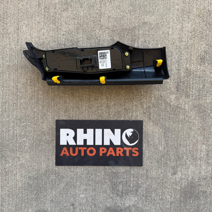 2023 Hyundai i30 - Traction Control Switch PN: 93701G3640TRY