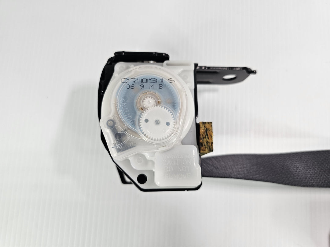 2006 Lexus IS300 GSE20R F Sport  Petrol Manual - Centre Seat Belt