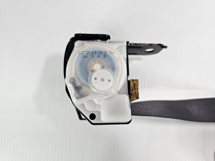 2006 Lexus IS300 GSE20R F Sport  Petrol Manual - Centre Seat Belt