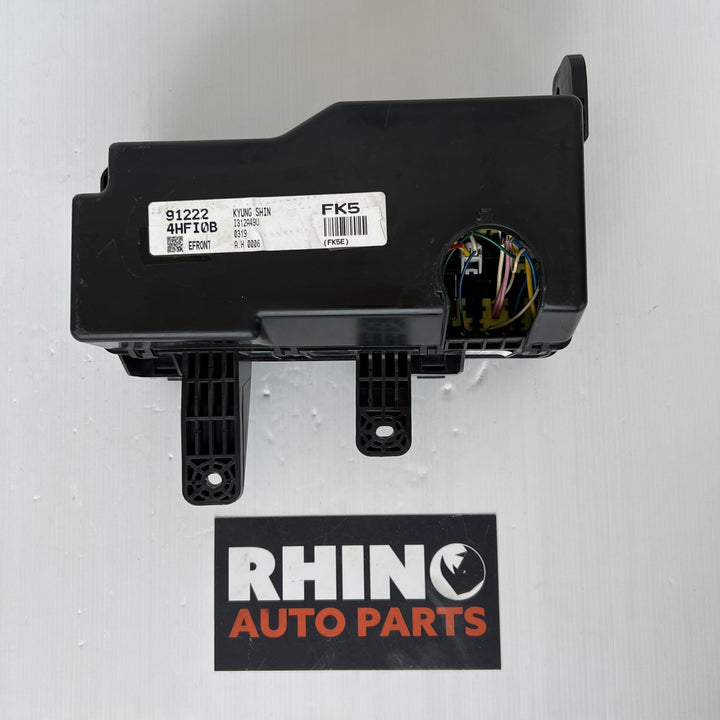 2007-2021 Hyundai iLoad Fuse Box 912224HFI0B