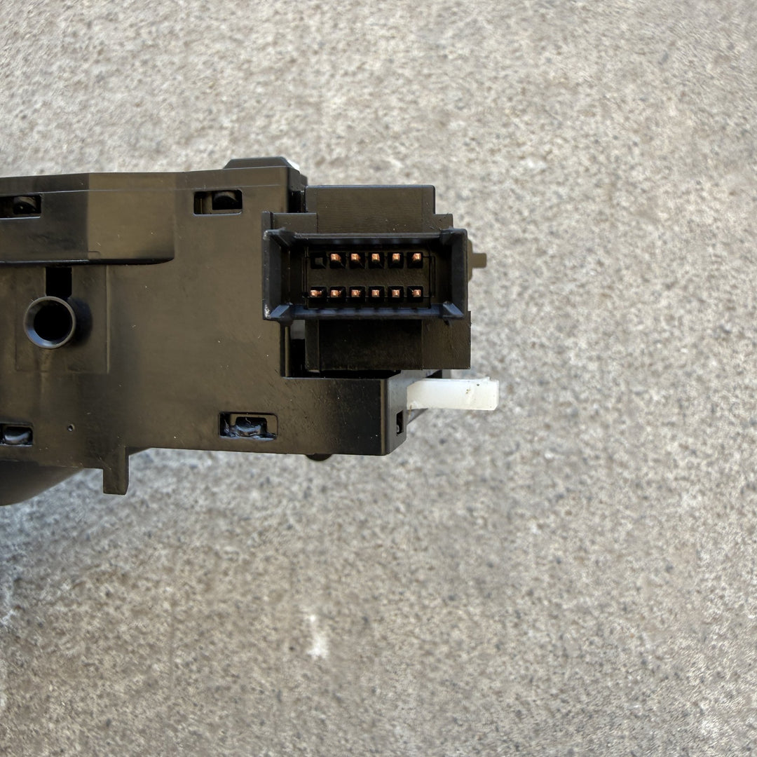 2023 Mitsubishi Triton KL KL1 - Indicator Switch